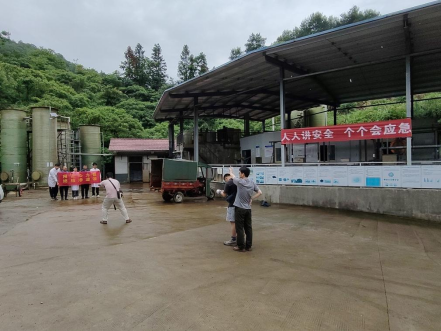 環保教育在行動——學生參觀勃發環保垃圾滲濾液項目現場學習全量化技術